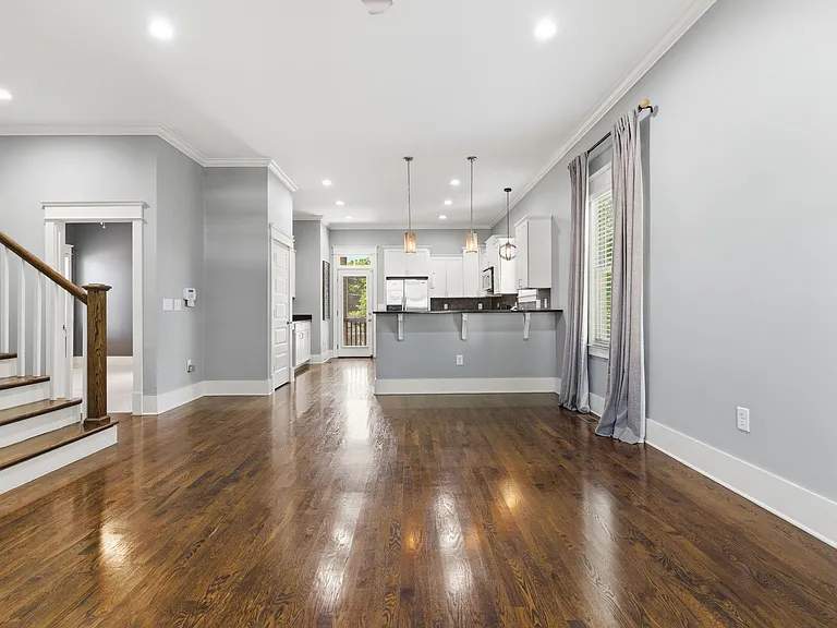 1007 Joseph Ave — Photo 8
