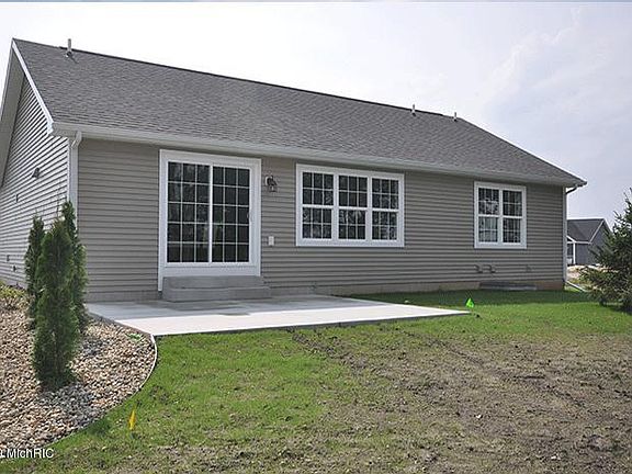 4th image of 9175 Cottage Trl #14