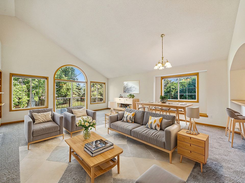 1st image of 14726 Courtyard Cir