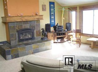 23025 Schussmark Trl UNIT F, Oak Creek, CO 80467
