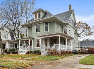 1814 College Ave, Racine, WI 53403