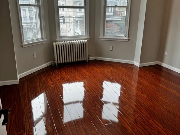 241 Cherry St Floor 2, Sharon Hill, PA 19079