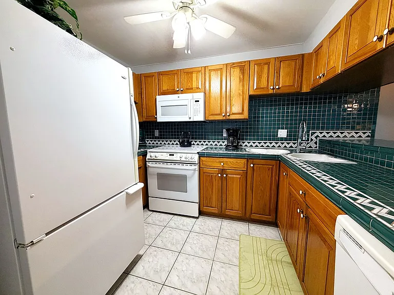 3490 N Key Dr #217-N — Photo 8