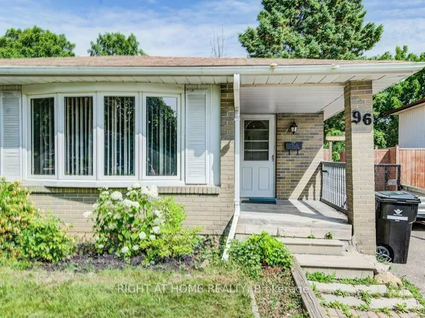 96 Markwood Dr, Kitchener, ON N2M 2H6