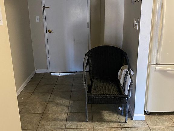 2nd image of 1114 Calhoun Ave APT 1