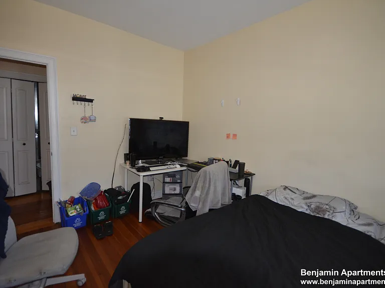 191 Boylston St #6 — Photo 8