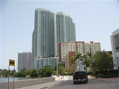 1st image of 1900 N Bayshore Dr APT 2419