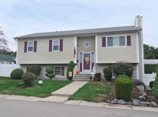 115 Waveland Ave, Johnston, RI 02919