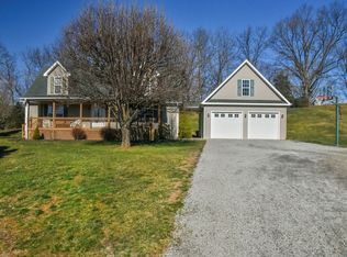 85 Jaynes Mountain Rd, Canton, NC 28716