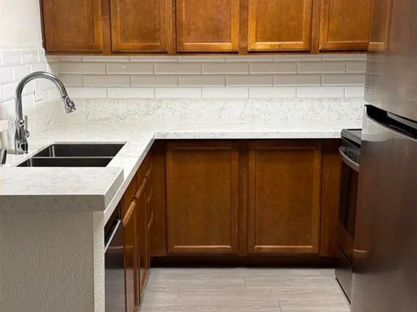 432 Edgehill Ln Unit 15, Oceanside, CA 92054