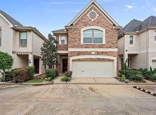 10106 Holly Chase, Houston, TX 77042
