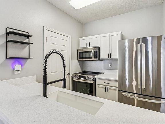 4th image of 507 Spartan Dr APT 4102
