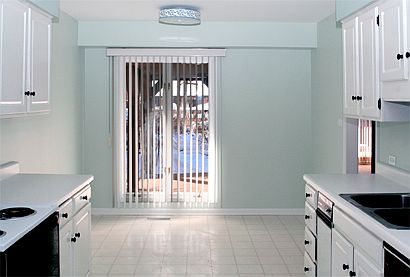 2nd image of 1875 Mission Hills Ln