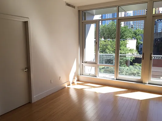 Rented by Premier Metro Realty Corp | media 39