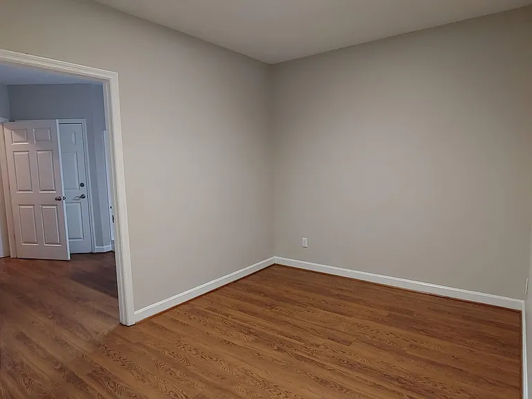 lexington garden apartments — Photo 5
