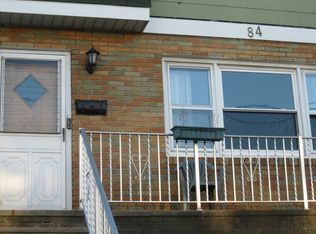 84 Cottage St, Bayonne, NJ 07002