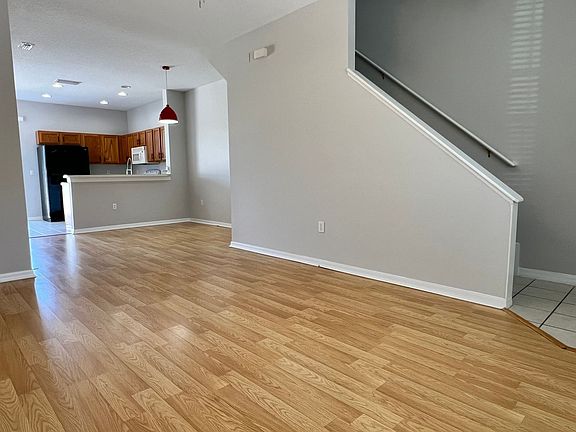 4th image of 12750 Country Brook Ln
