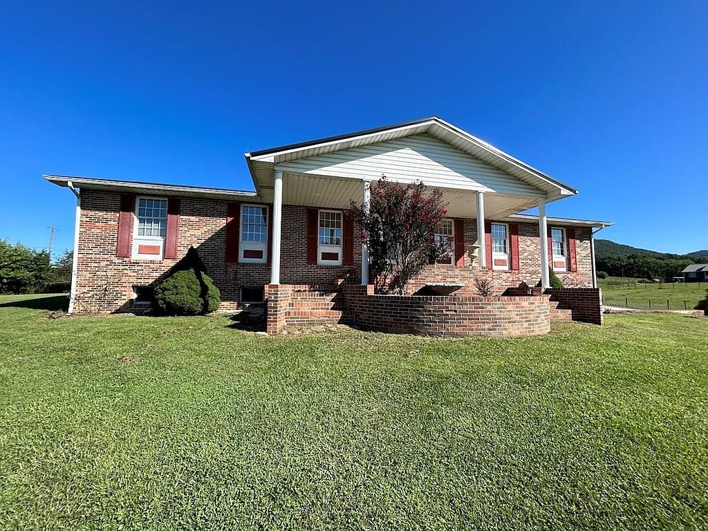 4390 E Lee Hwy, Max Meadows, VA 24360 MLS 89006 Zillow