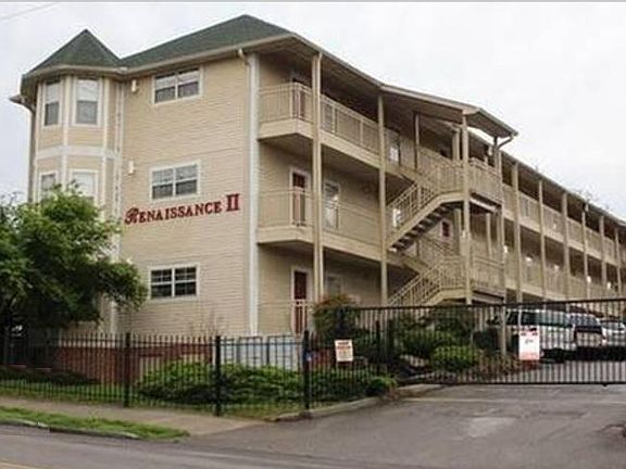 2nd image of 1638 Queen Anne Way #1638