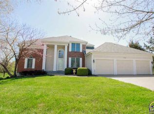 6820 SW 43rd St, Topeka, KS 66610