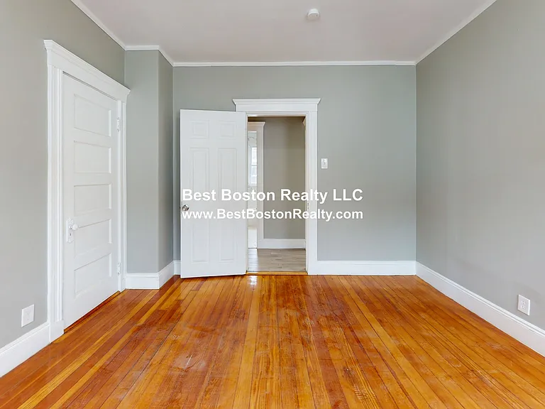 3943 Washington St #3 — Photo 12