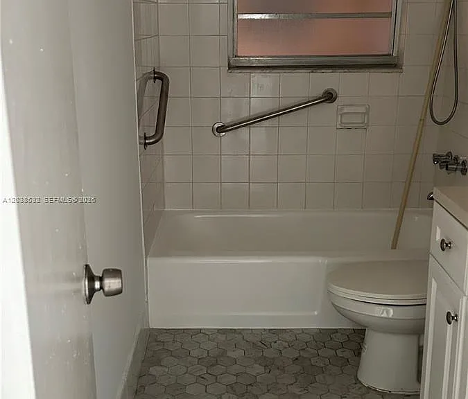 9962 SW 88th St #712-7 — Photo 5