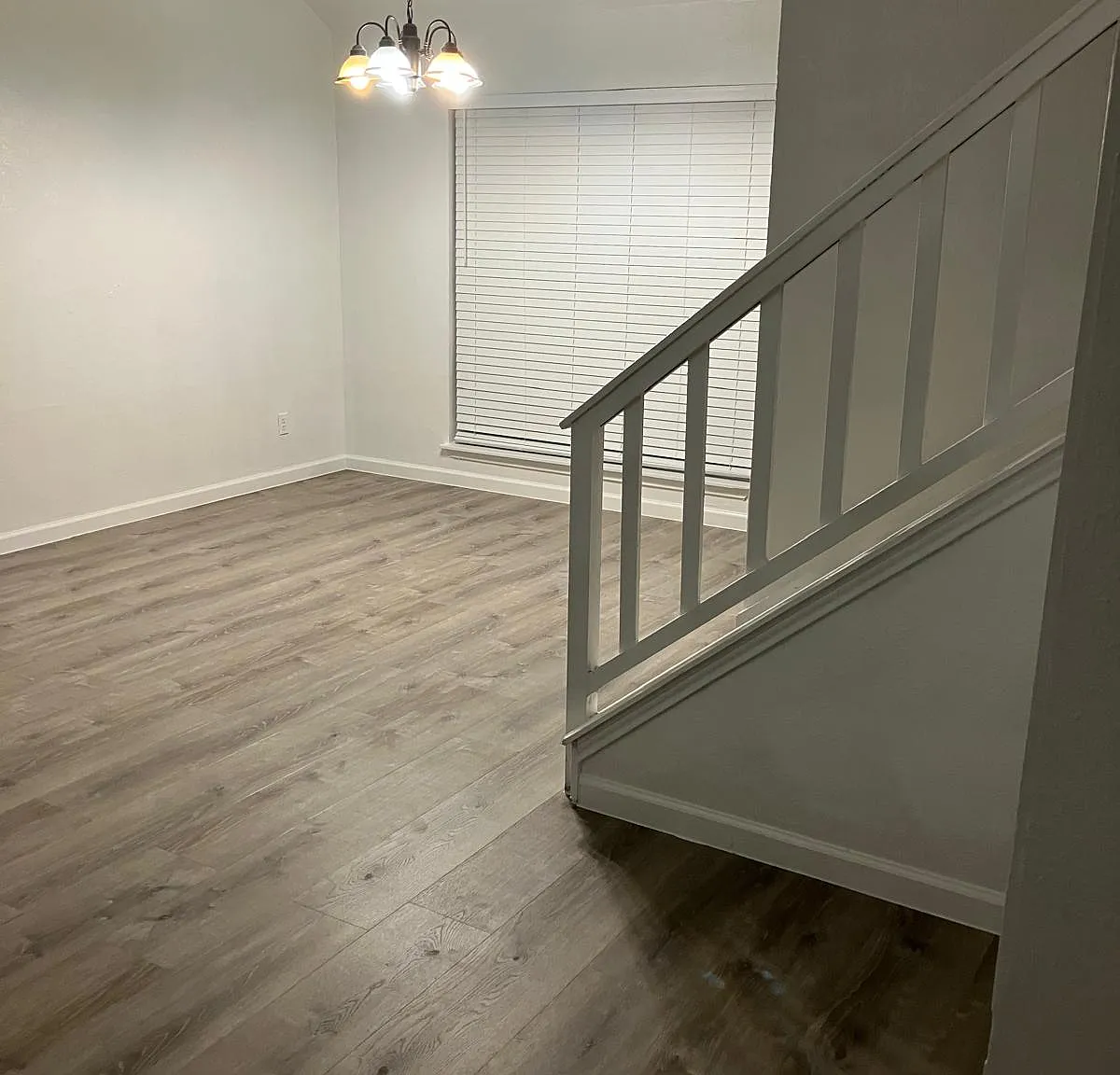 6703 Old Stone Dr — Photo 3