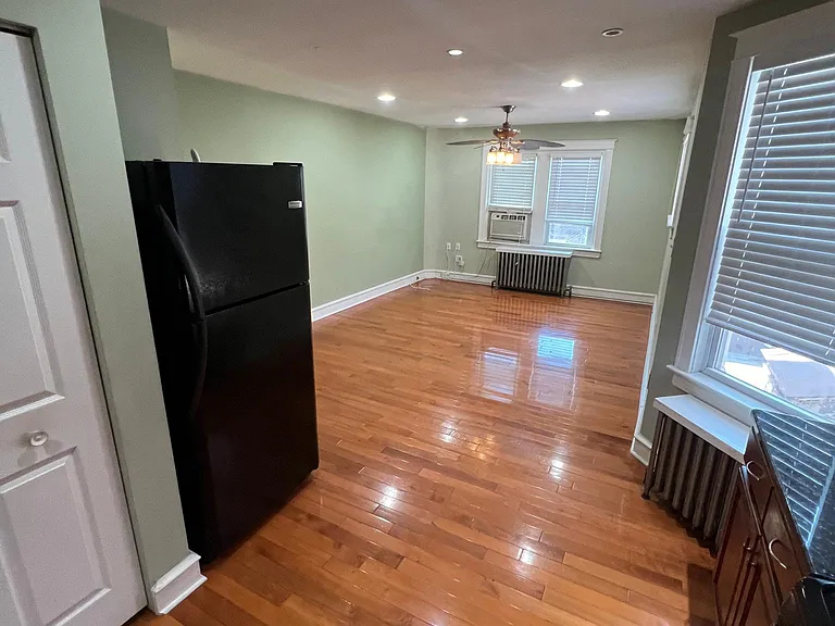 3204 Fanshawe St #2 — Photo 9