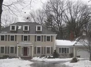 52 Howe Ln, Hollis, NH 03049