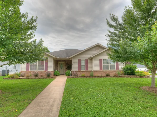 1935 Verdant Avenue, Neosho, MO 64850