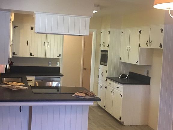 View from dining to kitchen 