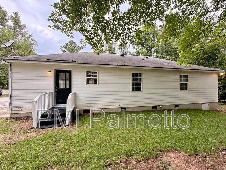 119 Chatham Cir — Photo 22