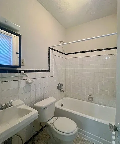 1517 W 14th St — Photo 17