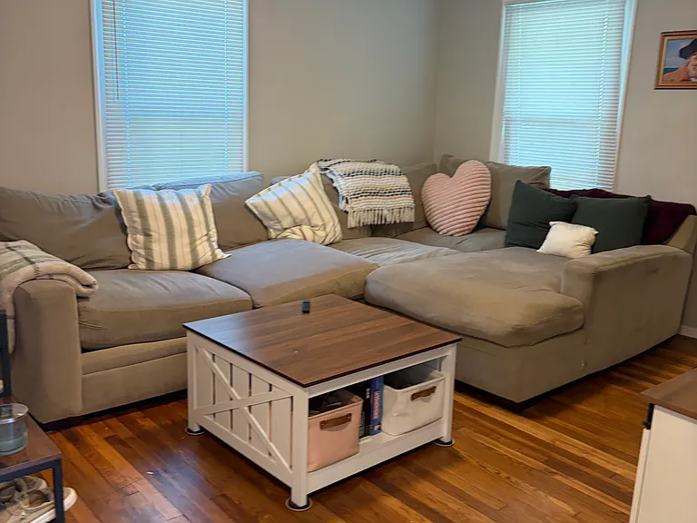 425 Meadow Park — Photo 3