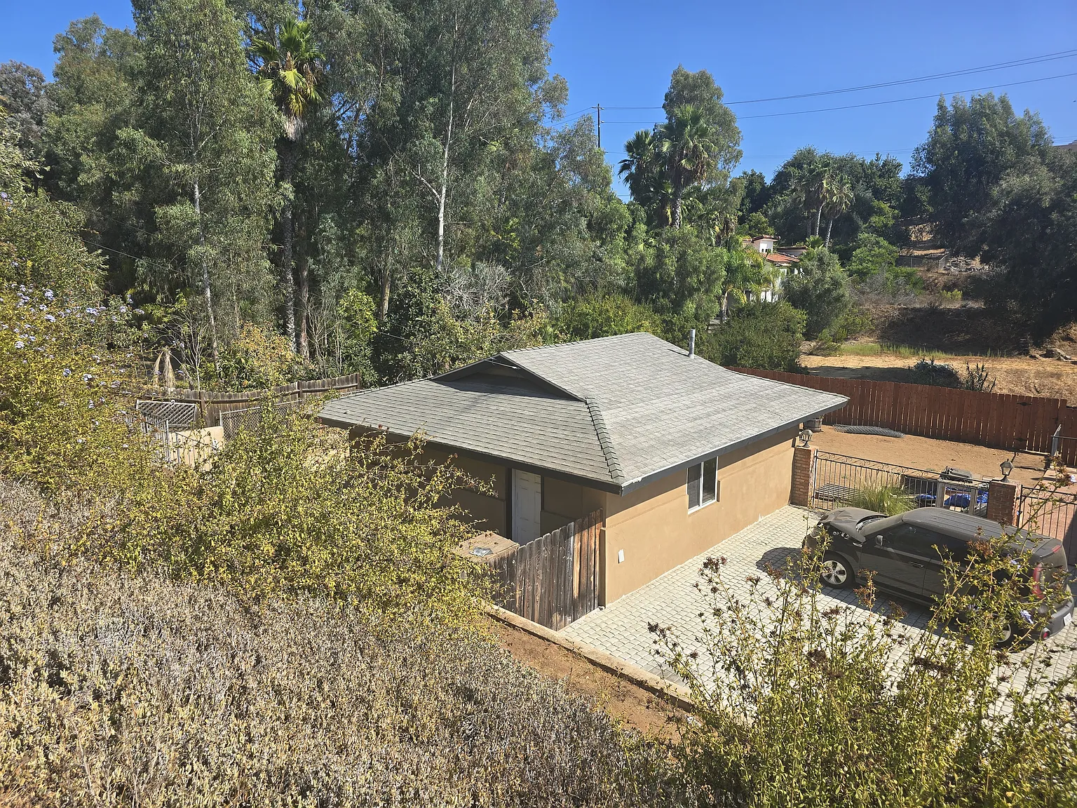 10957 Horizon Hills Dr — Photo 2
