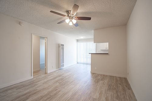 2nd image of 4272 Corinth Ave APT 11