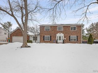 1104 N Smiley St, O'Fallon, IL 62269