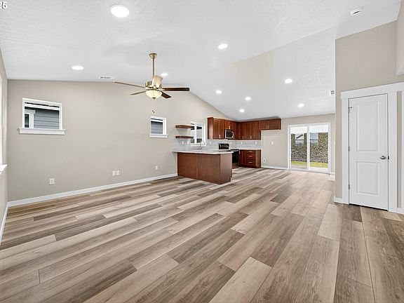 2nd image of 1136 SE Owyn Dr