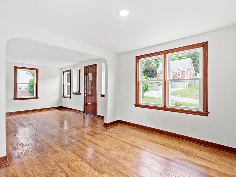 274 Idlewood Rd — Photo 17