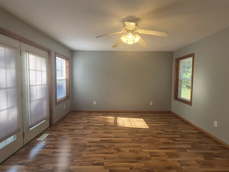 2502 Union St — Photo 3