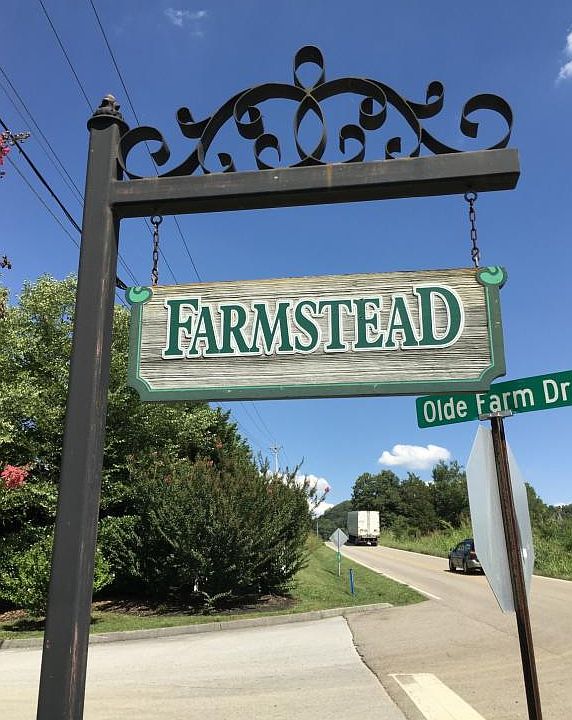 1st image of 223 Olde Farm Dr