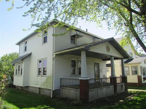 2nd image of 415 N Hazelwood Ave