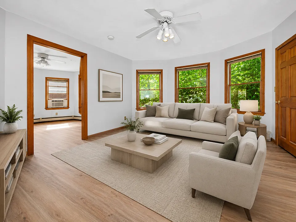 69 Coolidge Rd #2