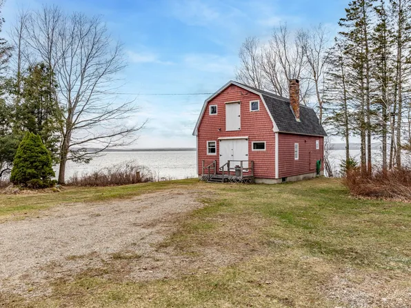 44 Jamaica Lane, Penobscot, ME 04476