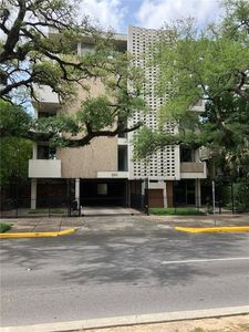 2511 Saint Charles Ave APT 200, New Orleans, LA, 70130