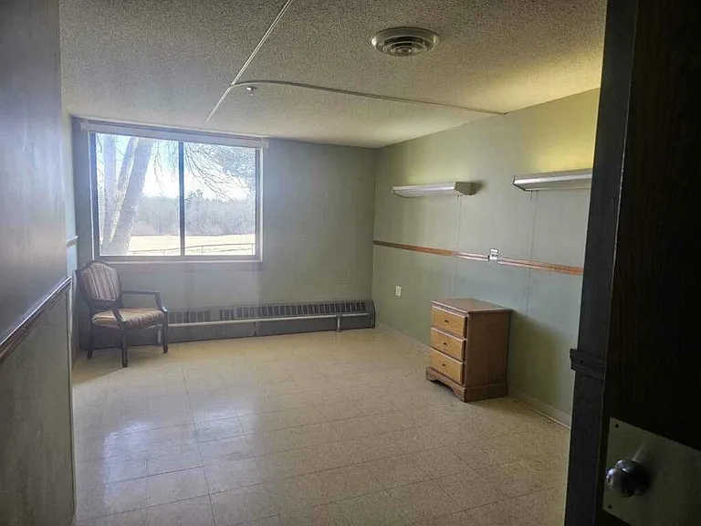Unit Photo
