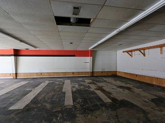 4th image of 510 E Houston St