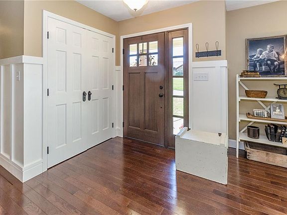 2nd image of 8409 Carefree Cir