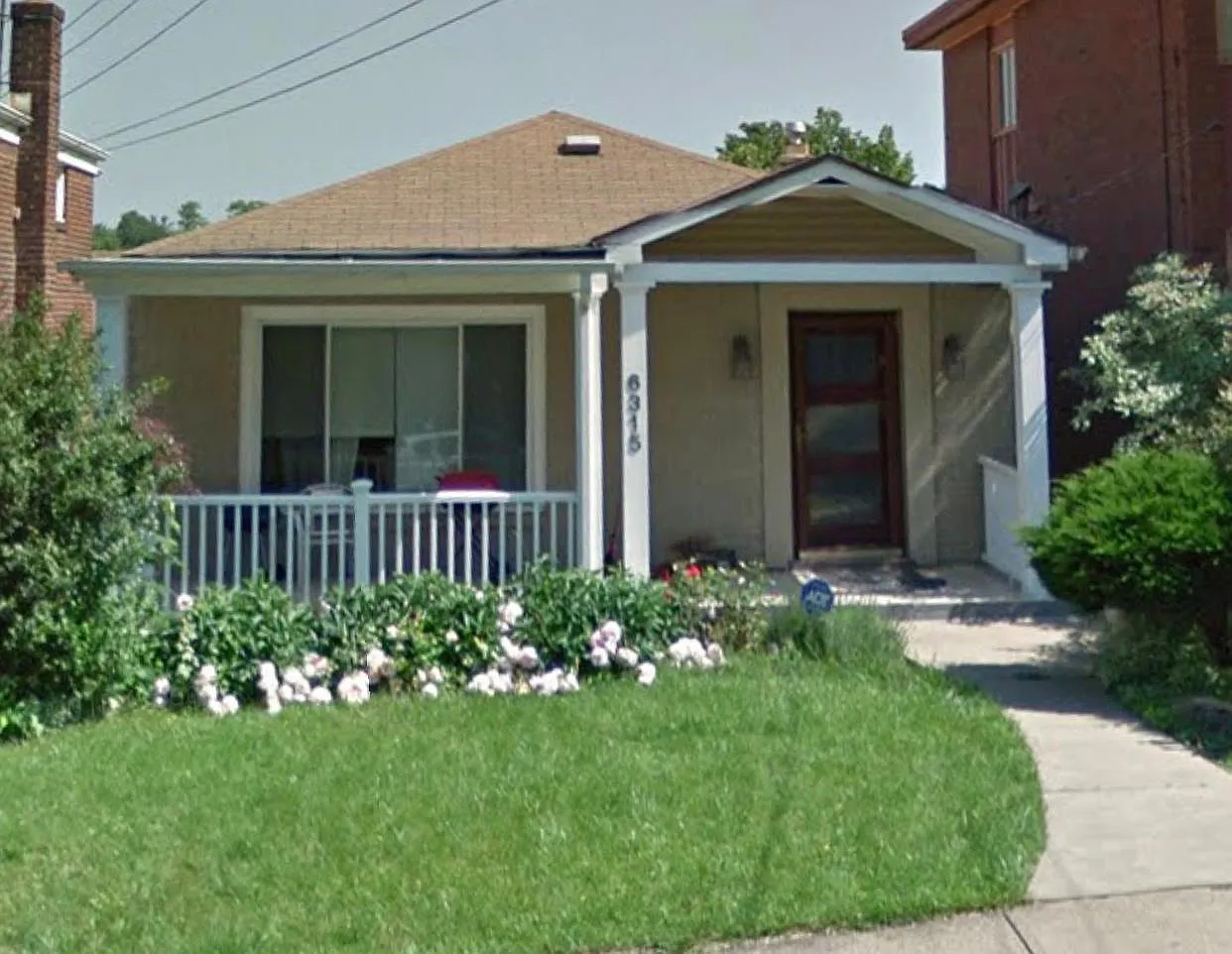 3 bed, 1401 sqft, $2,050 — Photo 1