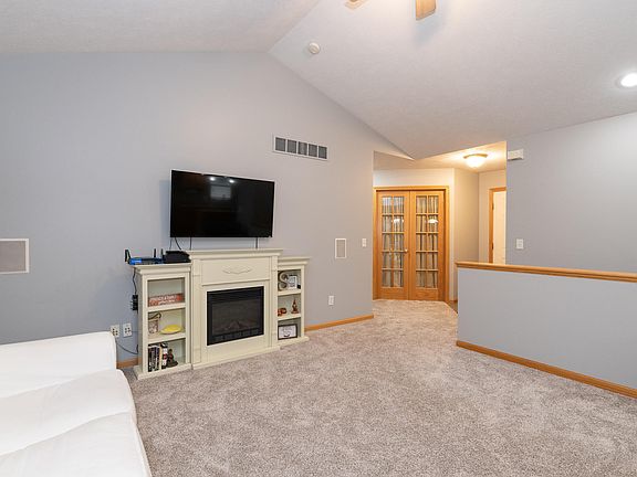 4th image of 8148 Copper Oaks St